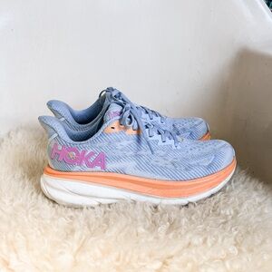 Hoka Clifton 9 Women’s 6D Wide Airy Blue/Ice - Very Good Condition